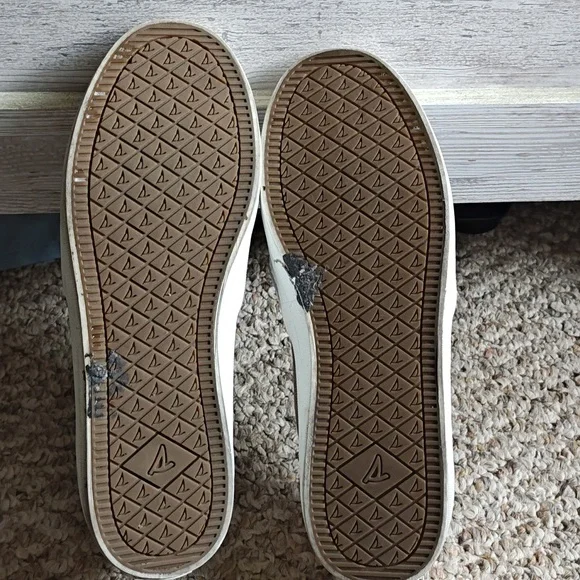 Sperry White w/ Rose Gold Accent Slip-On Sneakers Size 9 - Picture 4 of 7